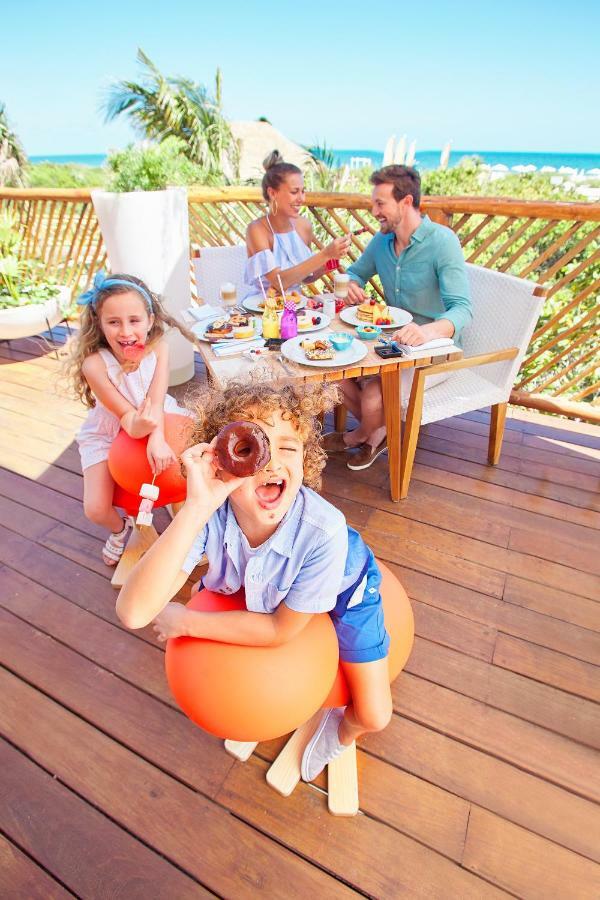 Family Selection At Grand Palladium Select Costa Mujeres Cancún Zewnętrze zdjęcie